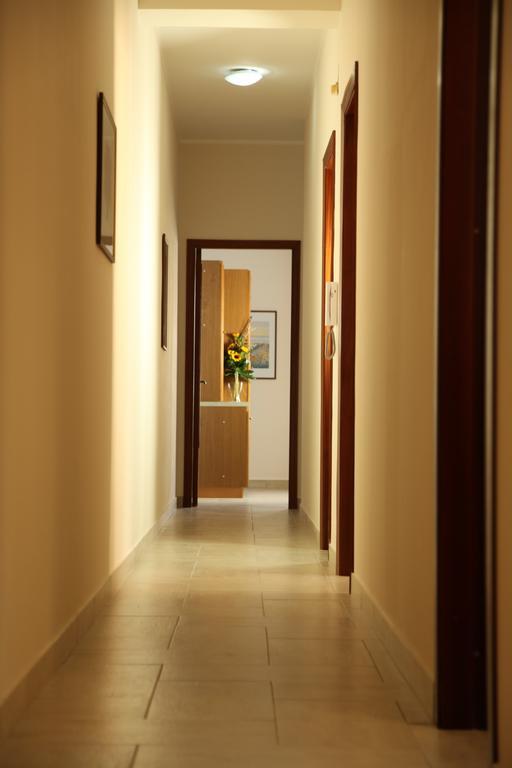 Ferienwohnung Casa A Riba U Mari Riposto Zimmer foto