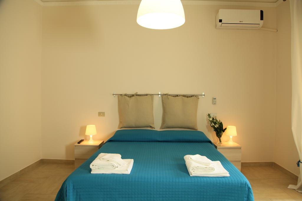 Ferienwohnung Casa A Riba U Mari Riposto Zimmer foto
