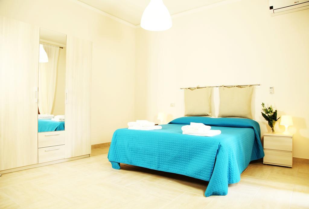 Ferienwohnung Casa A Riba U Mari Riposto Zimmer foto