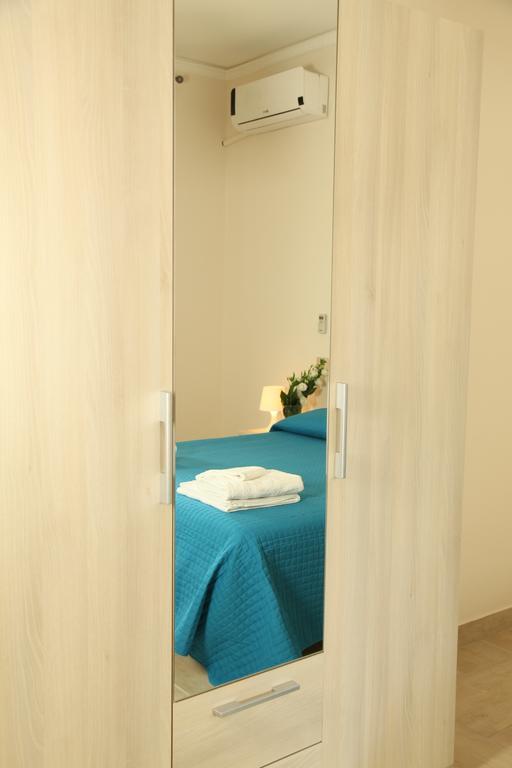 Ferienwohnung Casa A Riba U Mari Riposto Zimmer foto
