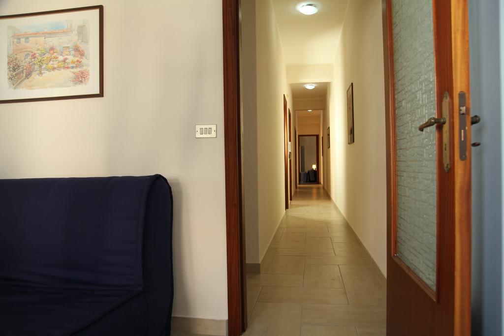 Ferienwohnung Casa A Riba U Mari Riposto Zimmer foto